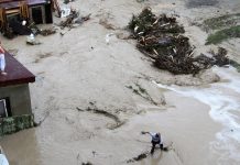 Inundaciones en este de Europa provocan 3 muertes