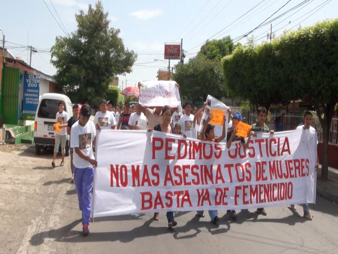images_SECCIONES_PAGINA_WEB_CRONICATN8_INTERNACIONALES_2014_Junio_16_AL_22_FOTO_MARCHA_202014