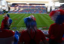 Muere un joven chino por no dormir para ver el Mundial