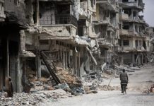 Bombardean ciudad tomada por rebeldes en Siria