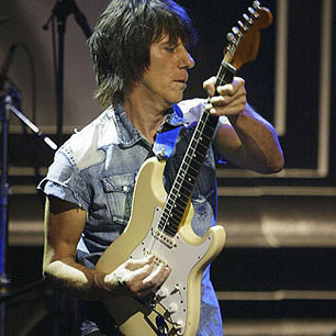 images_SECCIONES_PAGINA_WEB_CRONICATN8_INTERNACIONALES_2014_Junio_16_AL_22_jeff-beck_222014