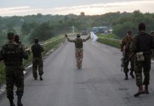 Milicianos de Donetsk juran lealtad a la república popular