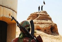Yihadistas toman control del puesto de Al Qaem fronterizo con Siria
