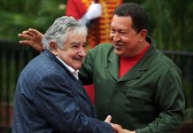 Mujica dijo que Chávez «dejó un vacío muy difícil de llenar»