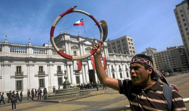 images_SECCIONES_PAGINA_WEB_CRONICATN8_INTERNACIONALES_2014_Marzo_DEL_17_AL_23_MAPUCHES17