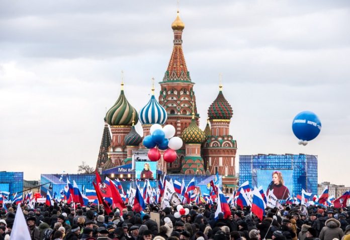 TOPSHOTS-UKRAINE-RUSSIA-POLITICS-CRISIS-HISTORY-PUTIN-CRIMEA