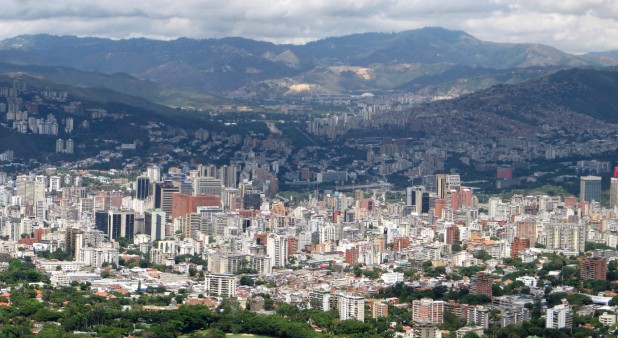 images_SECCIONES_PAGINA_WEB_CRONICATN8_INTERNACIONALES_2014_Mayo_DEL_05_MAY_AL_11_venezolana-escasez-agua
