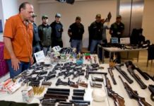 Desmantelan en Argentina banda que envió a México dos toneladas de cocaína líquida