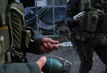 Mueren dos menores tras lanzar una granada contra policías en Colombia