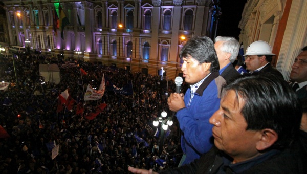 images_SECCIONES_PAGINA_WEB_CRONICATN8_INTERNACIONALES_2014_Octubre_DEL_13_AL_19_15-10-14_evo1