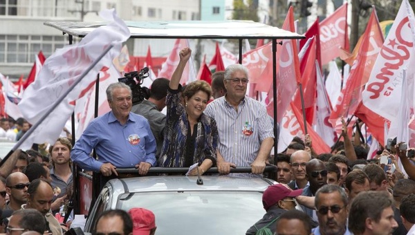 images_SECCIONES_PAGINA_WEB_CRONICATN8_INTERNACIONALES_2014_Octubre_DEL_13_AL_19_PARTIDO_BRAZIL_17_10_14