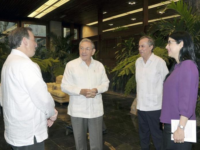 images_SECCIONES_PAGINA_WEB_CRONICATN8_INTERNACIONALES_2014_Septiembre_08_AL_14_Destacan_medios_cubanos-09092014