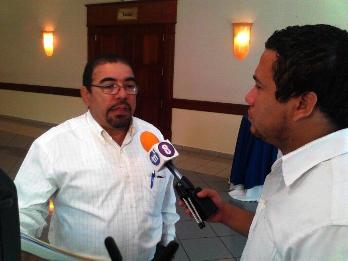 images_SECCIONES_PAGINA_WEB_CRONICATN8_POLITICA_2014_Enero_DEL_27_ENERO_AL_2_FEBRERO_BUENA_PESCA31