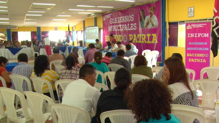 images_SECCIONES_PAGINA_WEB_CRONICATN8_POLITICA_2014_Febrero_DEL_17_AL_23_FOTO_VENEZUELA_