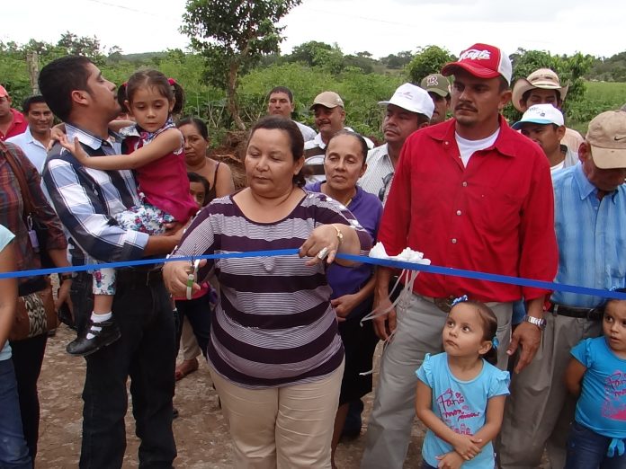 images_SECCIONES_PAGINA_WEB_CRONICATN8_SOCIALES_2014_ENERO_DEL_20_ENE_AL_26_INAUGURACION22