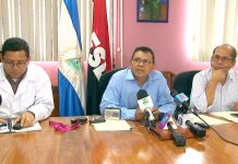 Autoridades decomisan contenedores con alimentos contaminados en Las Manos