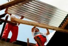 Familias leonesas estrenan techo