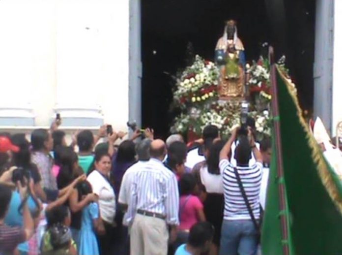 images_SECCIONES_PAGINA_WEB_CRONICATN8_SOCIALES_2014_FEBRERO_DEL_10_AL_16_MONSENOR_BAEZ10