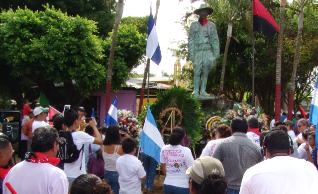 images_SECCIONES_PAGINA_WEB_CRONICATN8_SOCIALES_2014_FEBRERO_DEL_17_AL_23_NIQUINOHOMO21