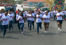 JOVENES CONMEMORAN A CHÁVEZ EN UN MARATÓN