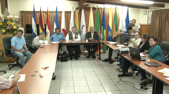 images_SECCIONES_PAGINA_WEB_CRONICATN8_SOCIALES_2014_FEBRERO_DEL_3_AL_9__ESTRATEGIAS_DE_SEGURIDAD07