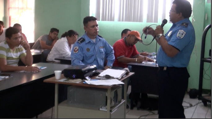 images_SECCIONES_PAGINA_WEB_CRONICATN8_SOCIALES_2014_JULIO_28_JUL_AL_3_AGOST_seminario_a_conductores-31072014