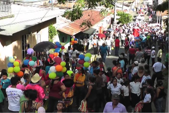 images_SECCIONES_PAGINA_WEB_CRONICATN8_SOCIALES_2014_JULIO_DEL_14_AL_20_MARCHA_COLARES16