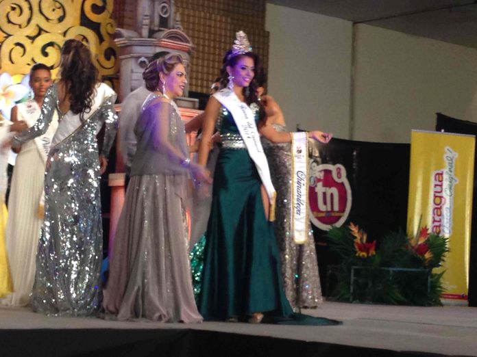 images_SECCIONES_PAGINA_WEB_CRONICATN8_SOCIALES_2014_MARZO_17_AL_23_GANADORA_CARNAVAL