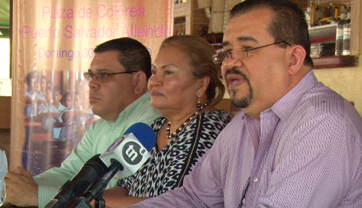 images_SECCIONES_PAGINA_WEB_CRONICATN8_SOCIALES_2014_MARZO_17_AL_23_feria_para_reparar_pupitres-20032014