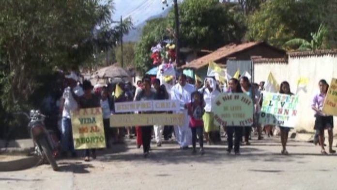 images_SECCIONES_PAGINA_WEB_CRONICATN8_SOCIALES_2014_MARZO_DEL_24_AL_30_MARCHA_POR_LA_VIDA25032014