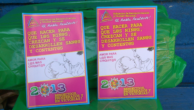 images_SECCIONES_PAGINA_WEB_CRONICATN8_SOCIALES_2014_MARZO_DEL_24_AL_30_cartilla_del_programa_Amor_-28032014