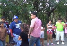 Chavalito resulta con fracturas al ser atropellado por motorizado