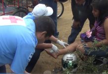 Adolescente sale lesionada al producirse una colisión