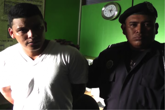 images_SECCIONES_PAGINA_WEB_CRONICATN8_SUCESOS_2014_MARZO_03_AL_09_ASESINO_BUSCADO05