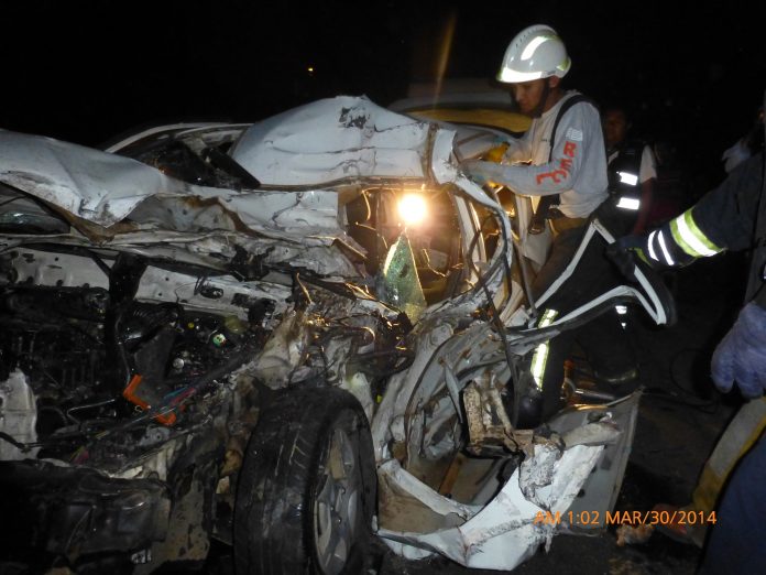 images_SECCIONES_PAGINA_WEB_CRONICATN8_SUCESOS_2014_MARZO_31_al_06_Muere_prensado_en_su_propio_auto-31032014