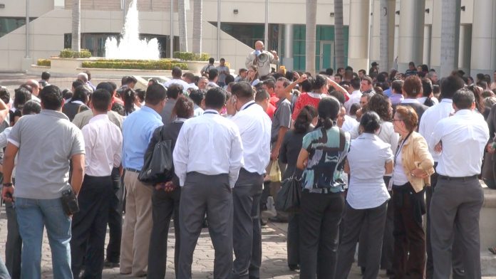 images_SECCIONES_PAGINA_WEB_CRONICATN8_SUCESOS_2014_MARZO_31_al_06_SISMO_NERVIOS31
