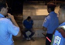 Arrestan a hombre por agredir con violencia a novia por celos