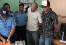 Jinoteganos caen con marihuana