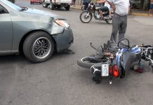 Giro indebido causa accidente