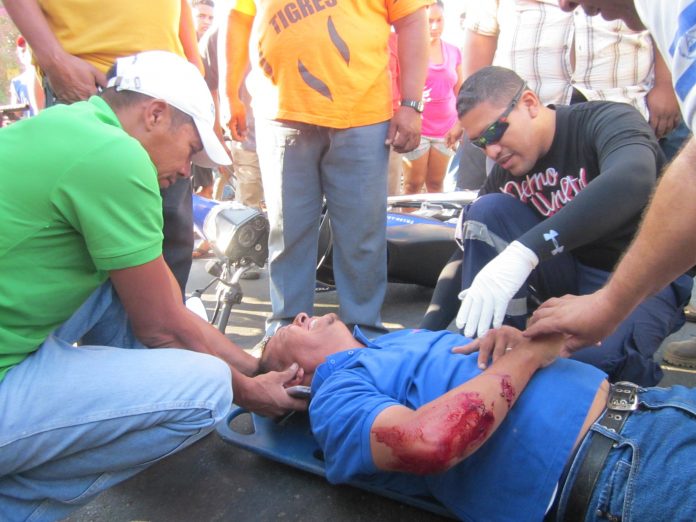 images_SECCIONES_PAGINA_WEB_CRONICATN8_SUCESOS_2014_MARZO_DEL_17_AL_23_MOTOCICLISTA_LESIONADO21