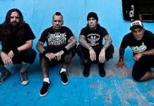 De La Tierra gira junto a Metallica