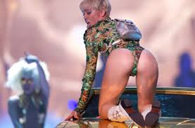 images_SECCIONES_PAGINA_WEB_TN8_MUSICAL_2014_FEBRERO_DEL_17_AL_23_miley_2