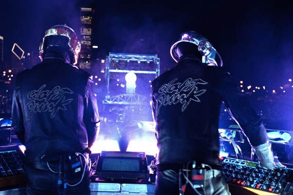 images_SECCIONES_PAGINA_WEB_TN8_MUSICAL_2014_FEBRERO_DEL_24_AL_28_daft-punkconciert28