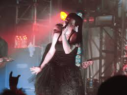 images_SECCIONES_PAGINA_WEB_TN8_MUSICAL_2014_MARZO_DEL_17_AL_23_AMY_LEE21