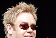 Elton John vuelve con reedición especial