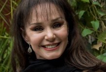 Muere la actriz mexicana Alma Muriel.