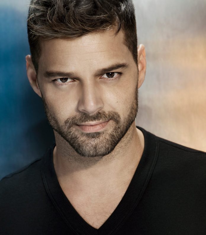 images_SECCIONES_PAGINA_WEB_Tendencias_2014_DEL_01_ENE_AL_05_rickymartinint_03022014