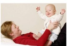Beneficios de hacerle cosquillas al bebé