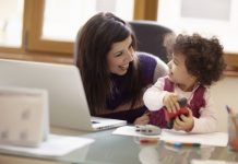 Mamás que trabajan desde la casa
