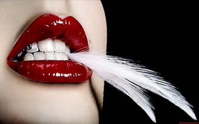 images_SECCIONES_PAGINA_WEB_Tendencias_2014_FEBRERO_DEL_3_AL_9_maquillaje-labios-rojo-vivo-color-sexi-atrevido_2_1094150